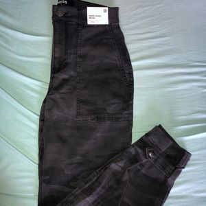 Cropped Straight High Rise Pants